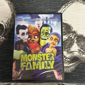 Monster Family DVD